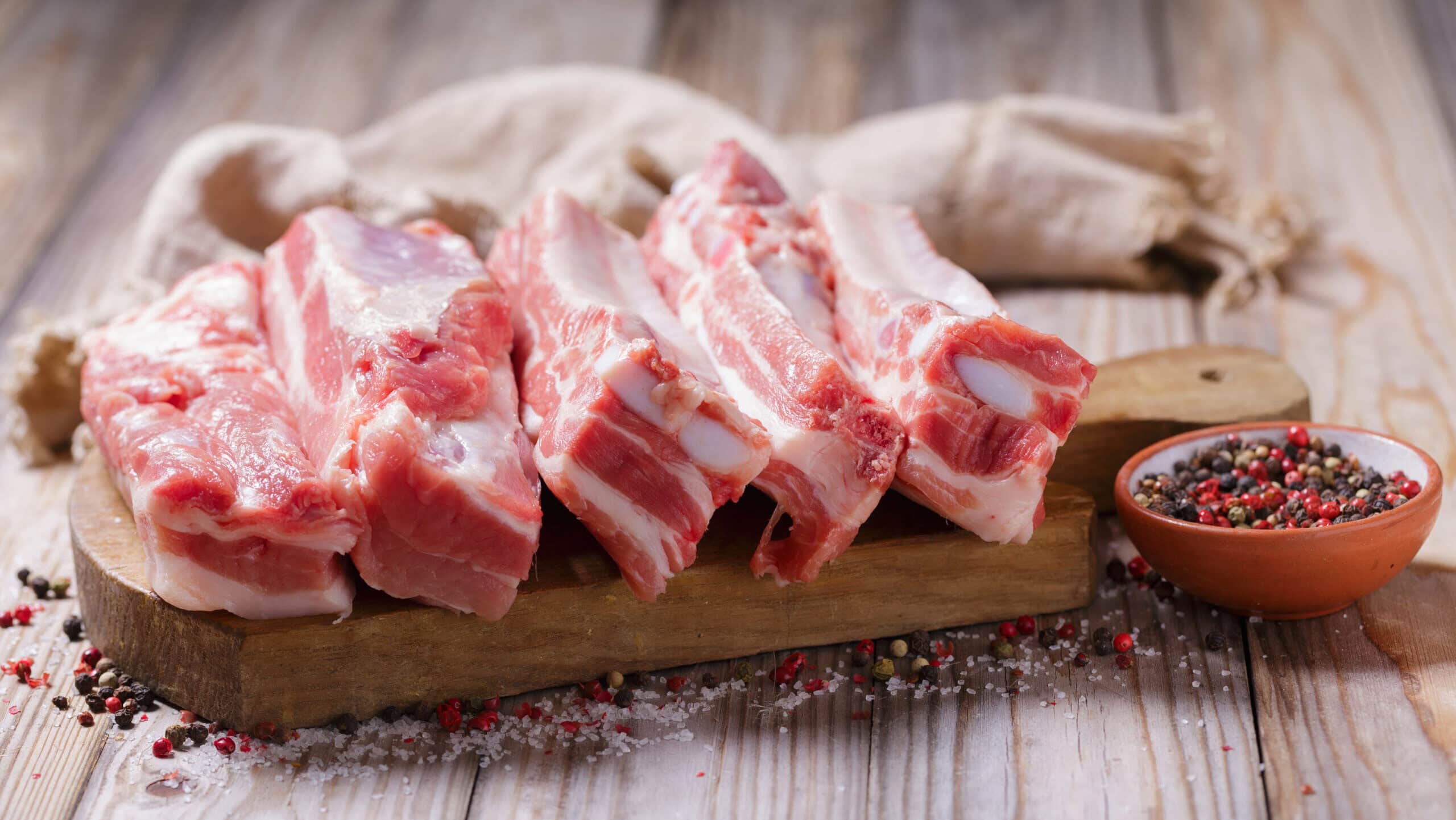carne-porc-tocator-scaled-e1729272127338.jpg