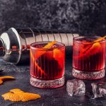 1747274999_15-skvelych-receptu-na-koktejly-campari.jpg