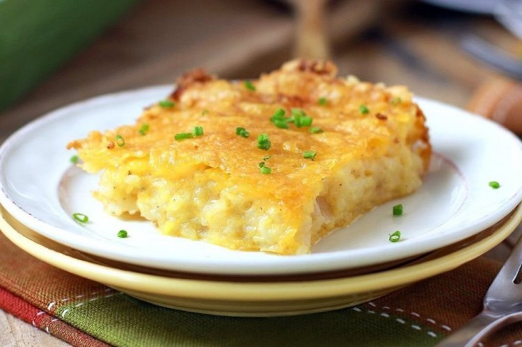Sýrový keto nákyp s česnekem