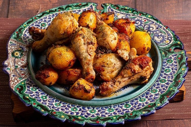 Kazan kebab s kuřecím masem