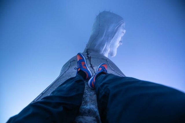 Vzácné fotografie, které vám umožní podívat se na známé věci z jiné perspektivy (16 fotografií)
