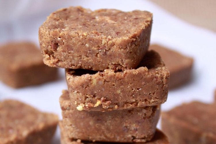 Proteinové tyčinky s jogurtem a kokosovou moukou
