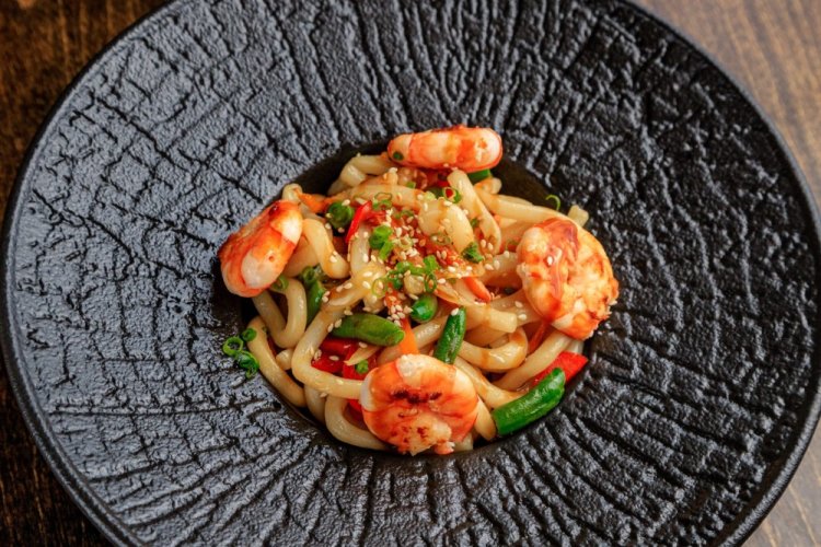Udon s krevetami a fazolkami